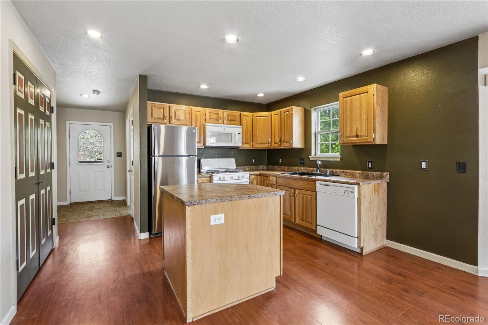 1322 Carriage Drive