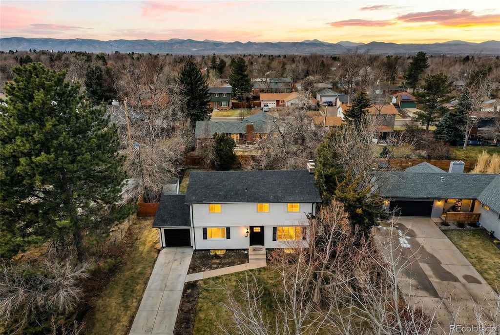 Photo of 6645 S Race Circle, Centennial, CO 80121 (MLS # 6728256)