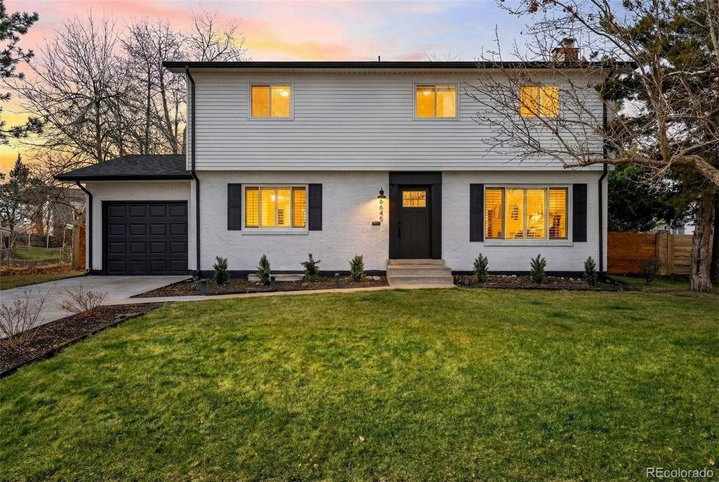 Photo of 6645 S Race Circle, Centennial, CO 80121 (MLS # 6728256)