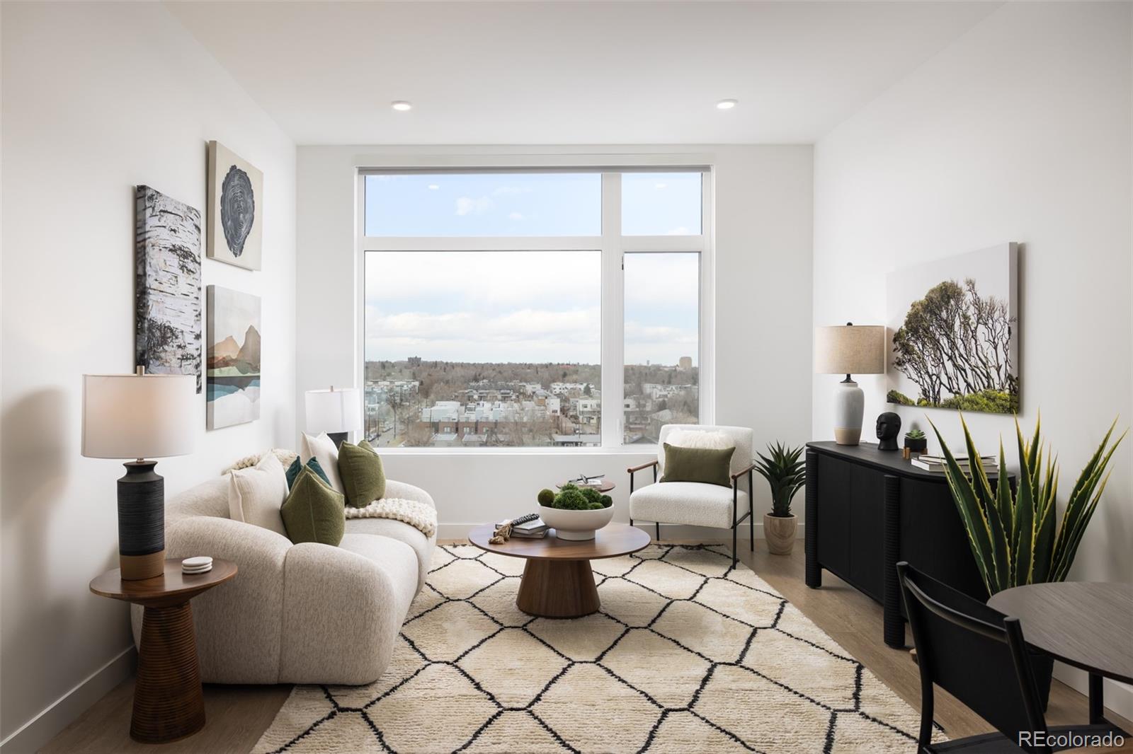 1521 Hooker Street 511