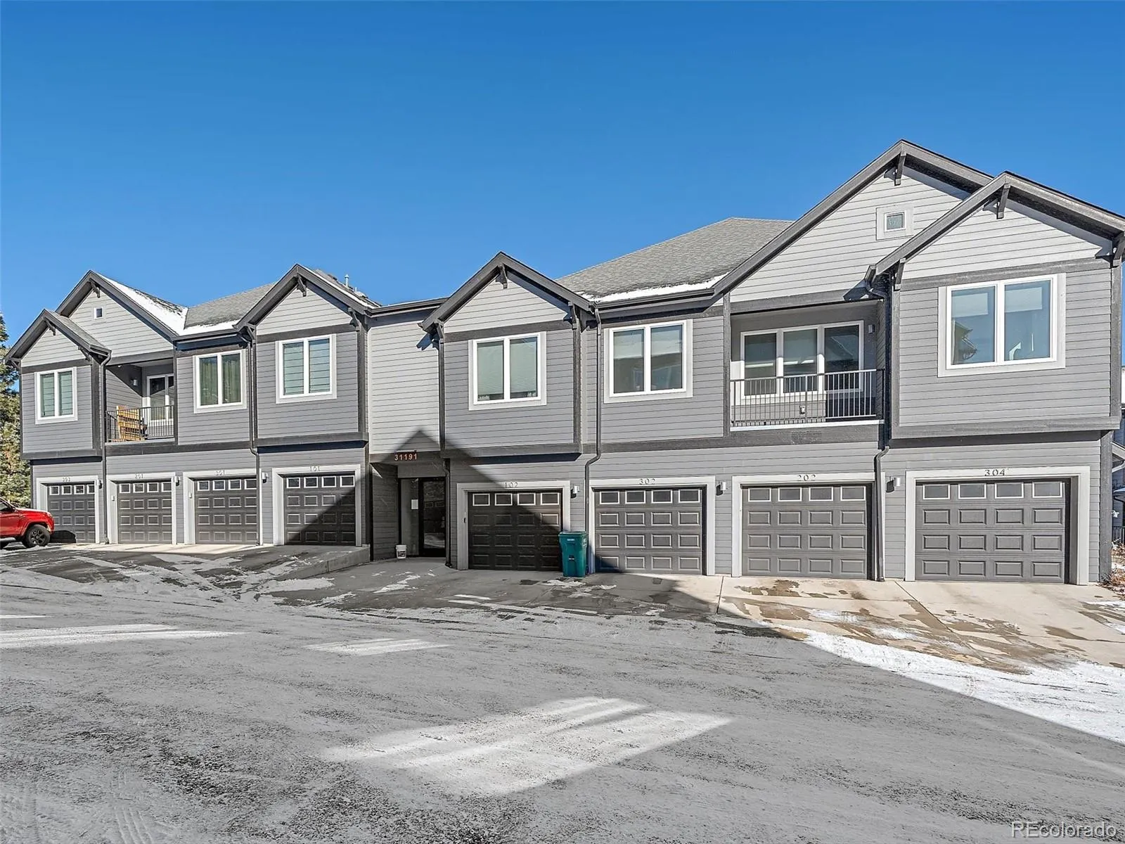 Evergreen, Colorado 80439, United States, 3 Bedrooms Bedrooms, ,3 BathroomsBathrooms,Residential,Pending,20304