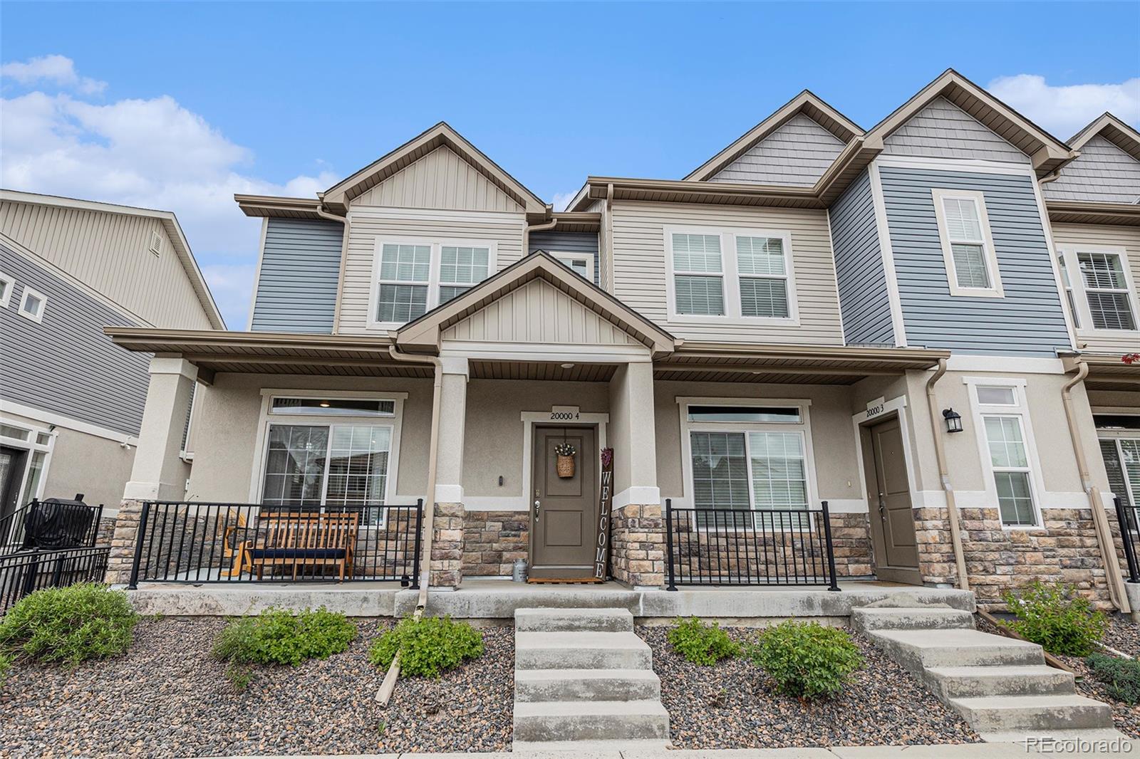 20000 E 40th Avenue 4