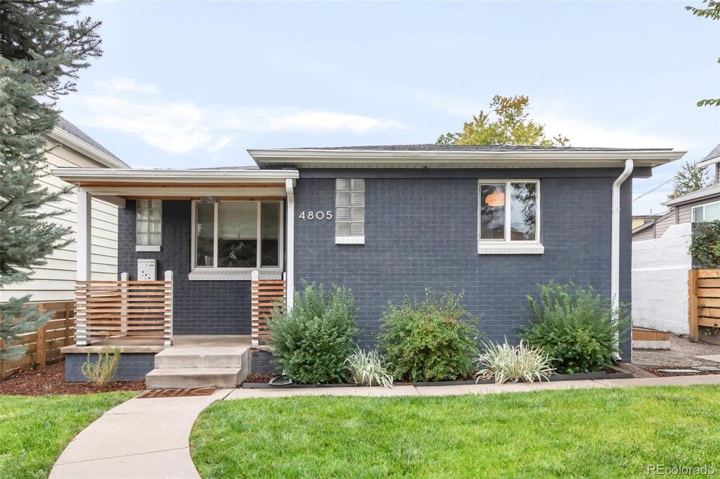Photo of 4805 Stuart Street, Denver, CO 80212 (MLS # 6926690)