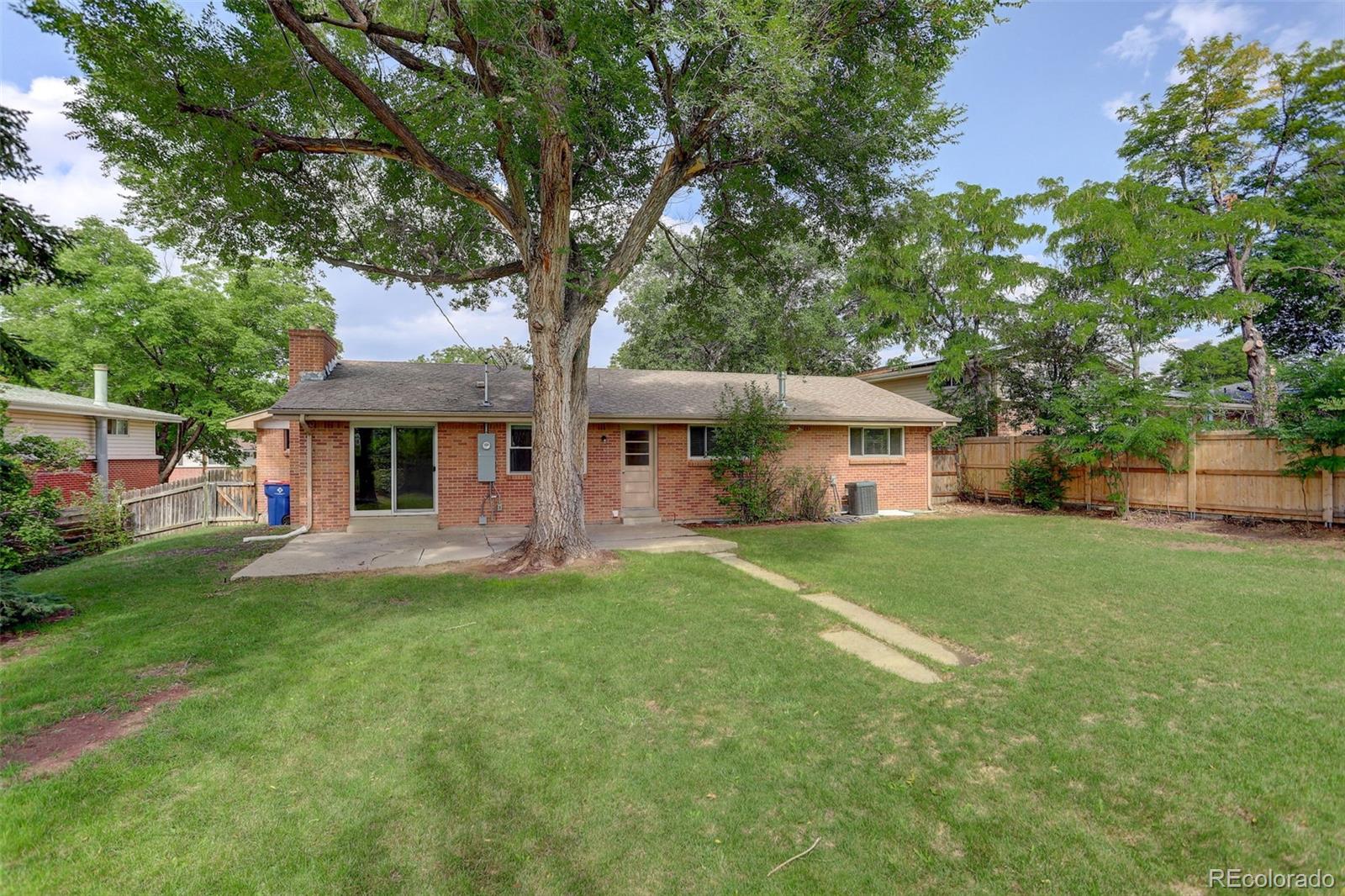 820 W 7th Avenue Drive