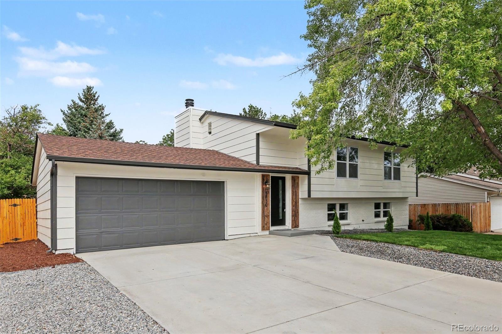 8830 W 92nd Place
