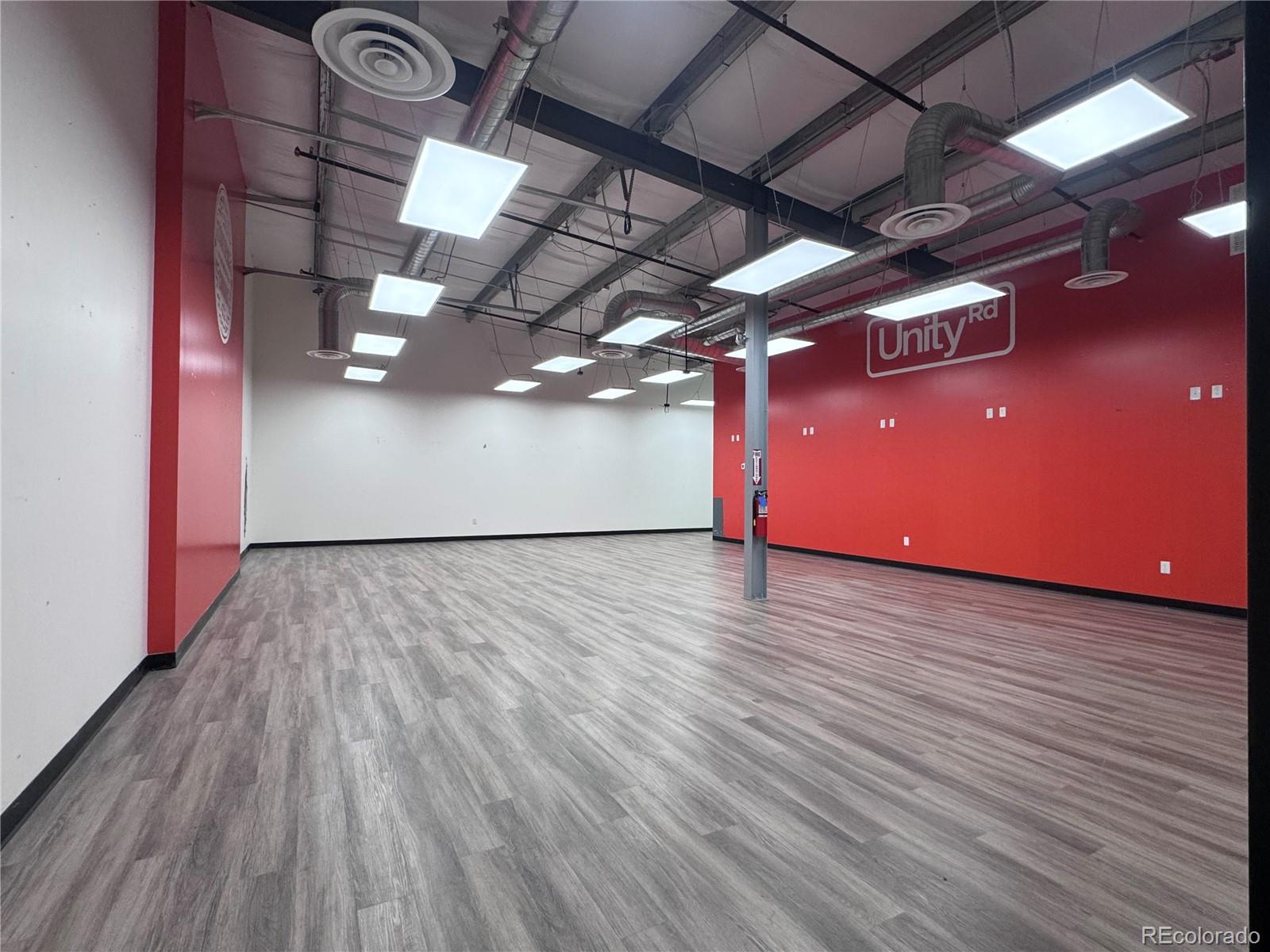 6101 Washington Street