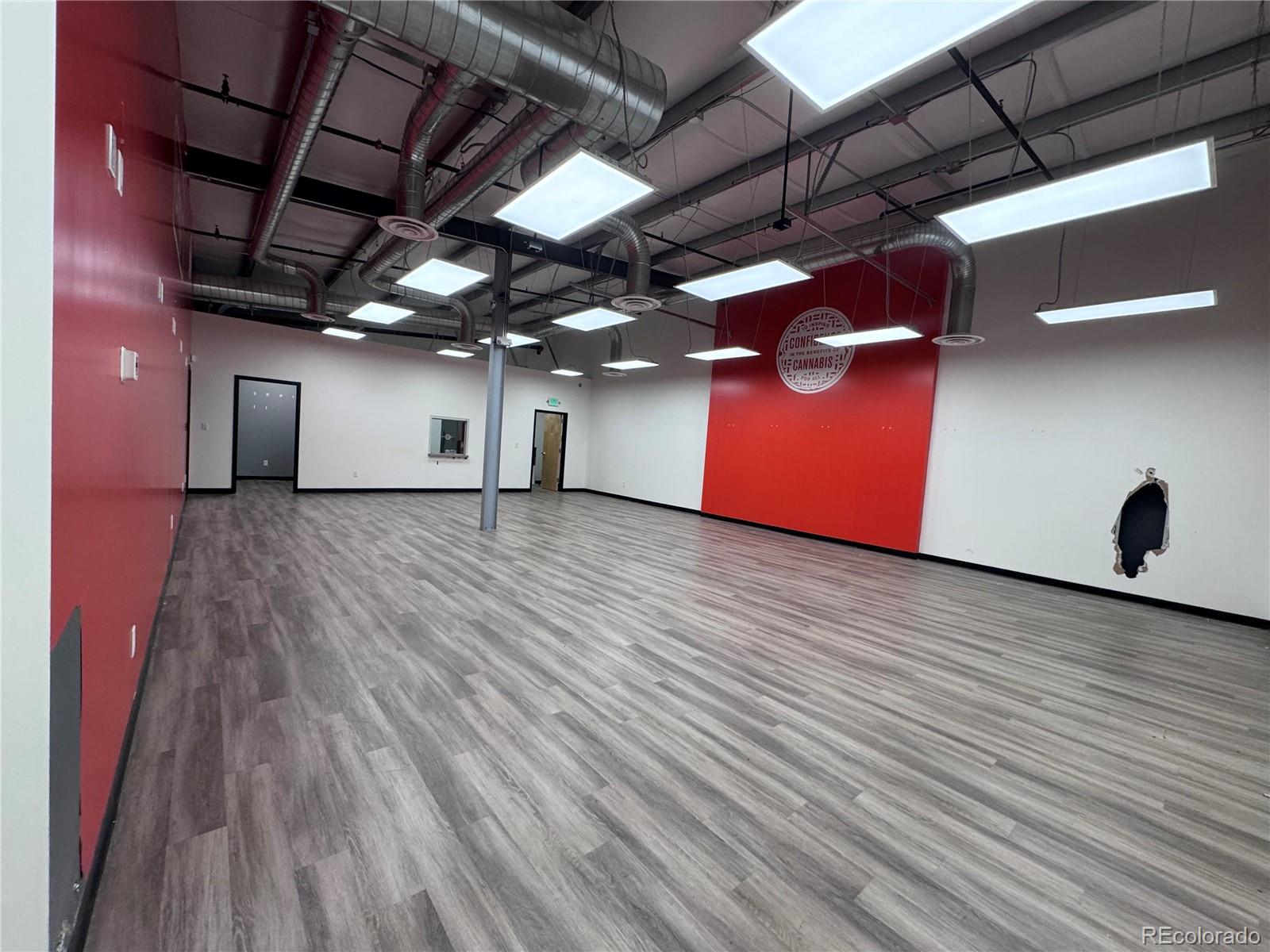 6101 Washington Street