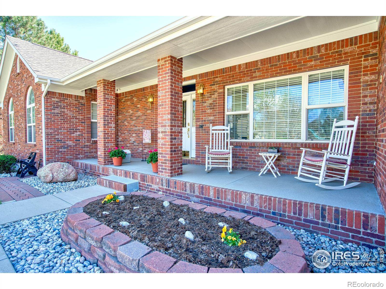 2050 Emerald Drive