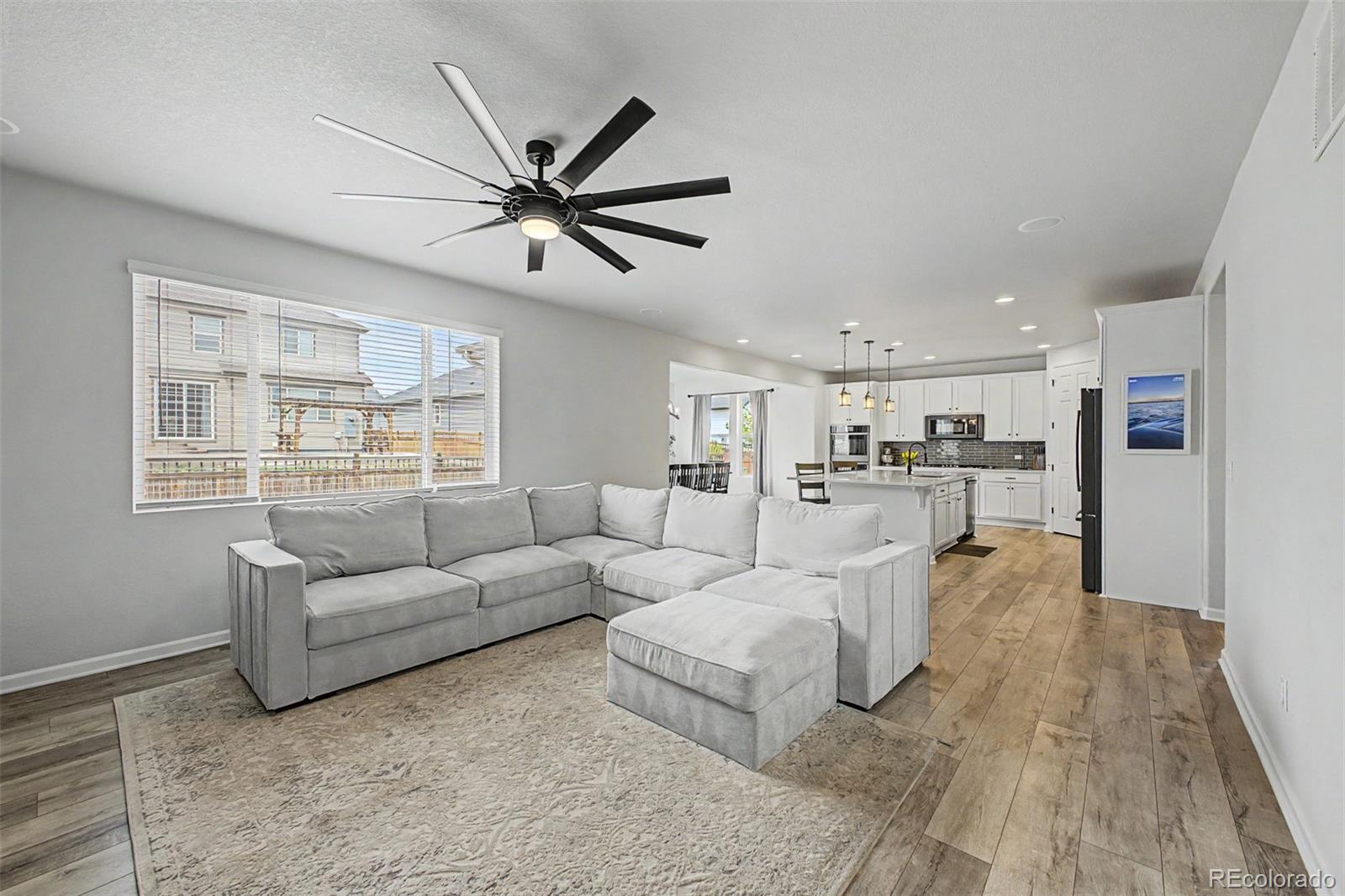 539 Gamble Oak Street