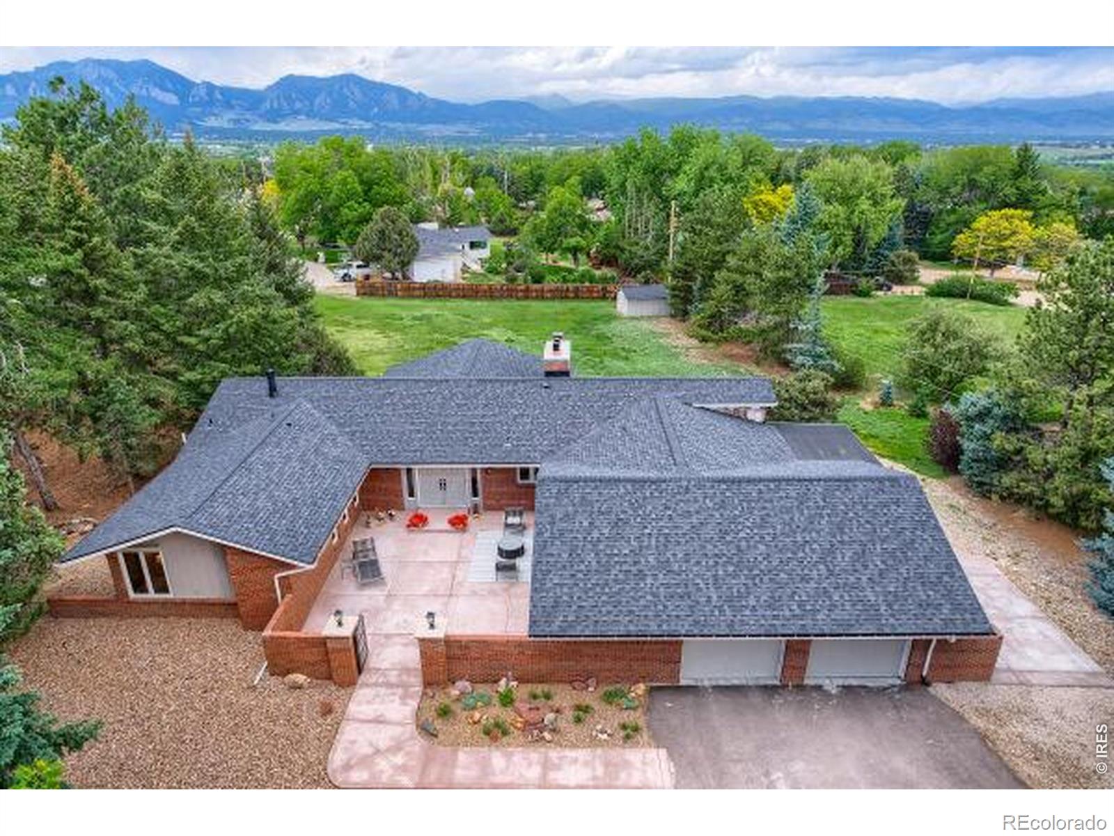 19 Ridge Road