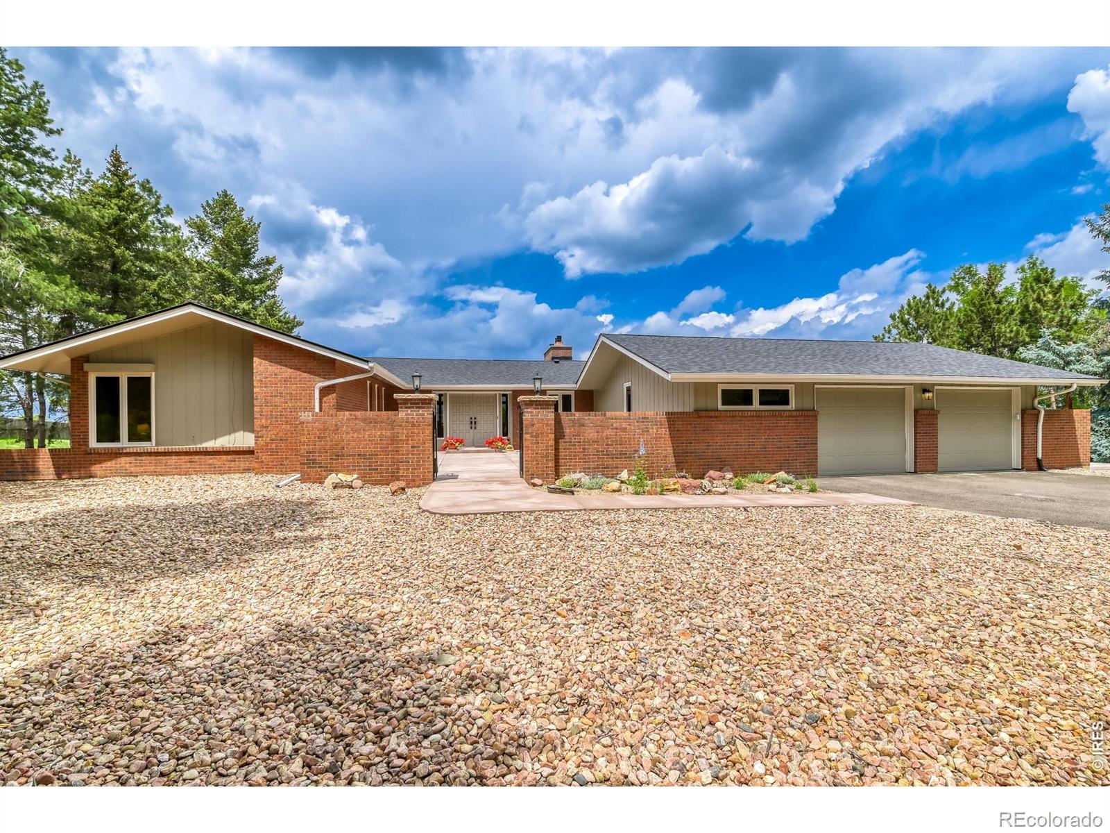 19 Ridge Road