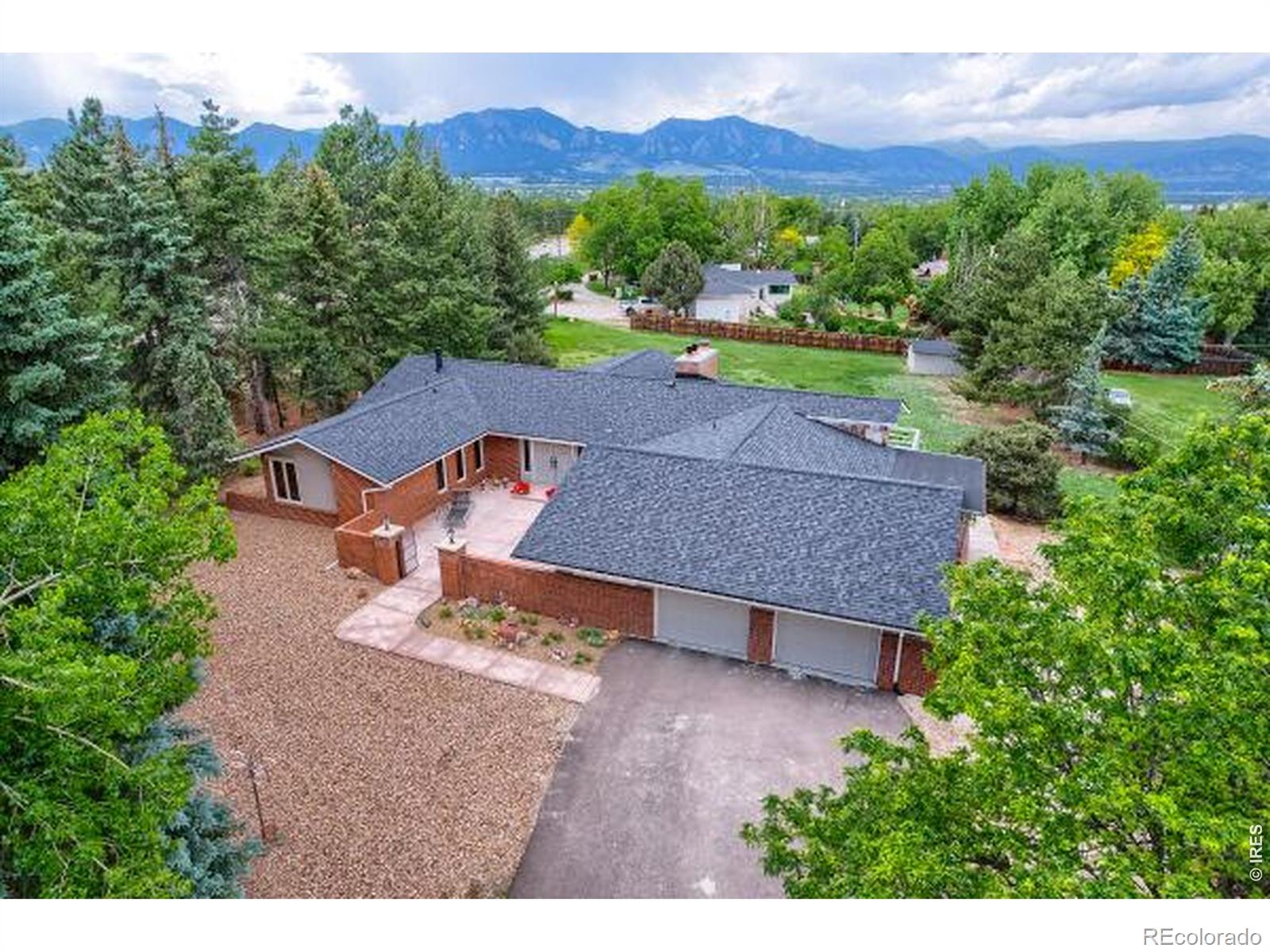 19 Ridge Road
