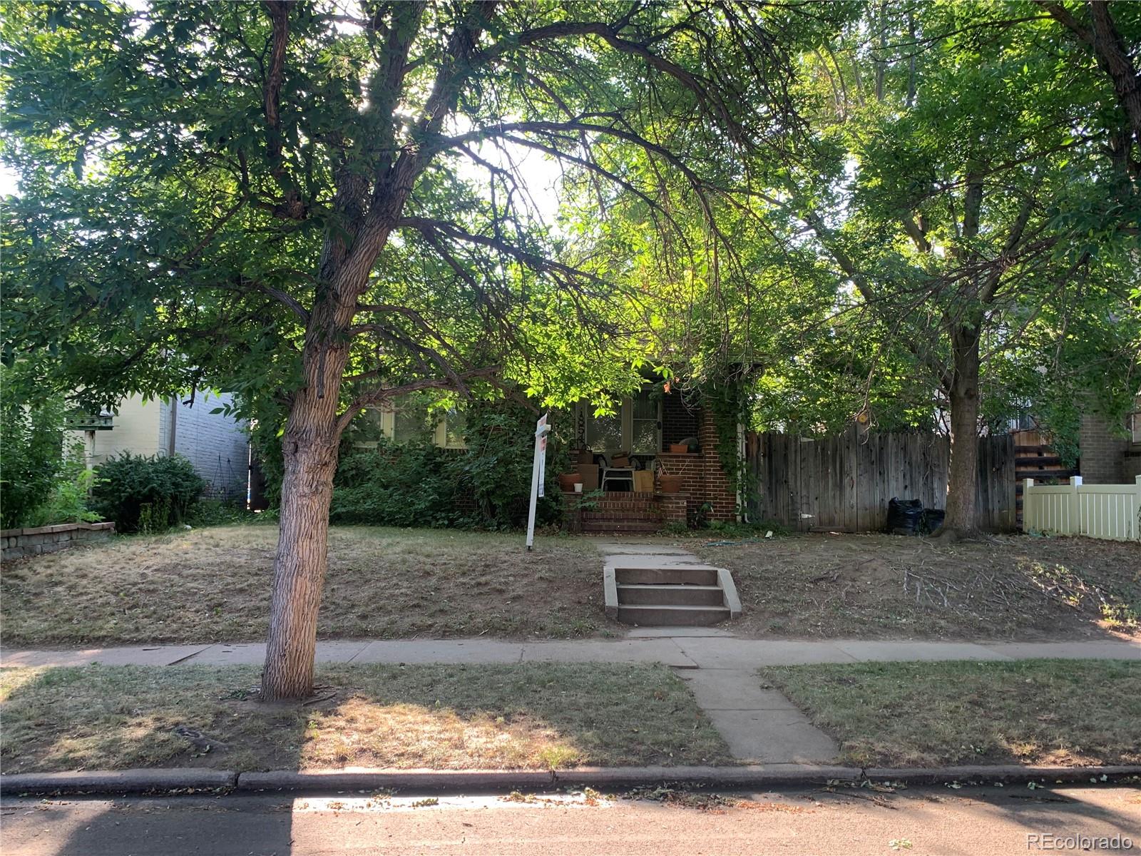 1854 S Pennsylvania Street