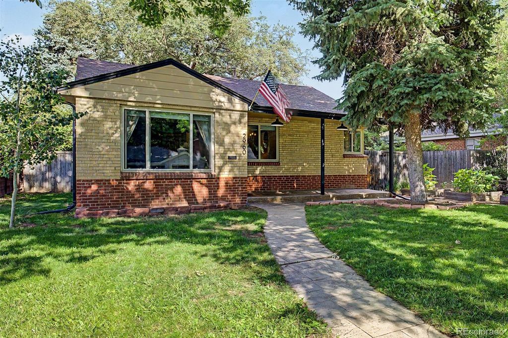 Photo of 2960 S Corona Street, Englewood, CO 80113 (MLS # 6150877)
