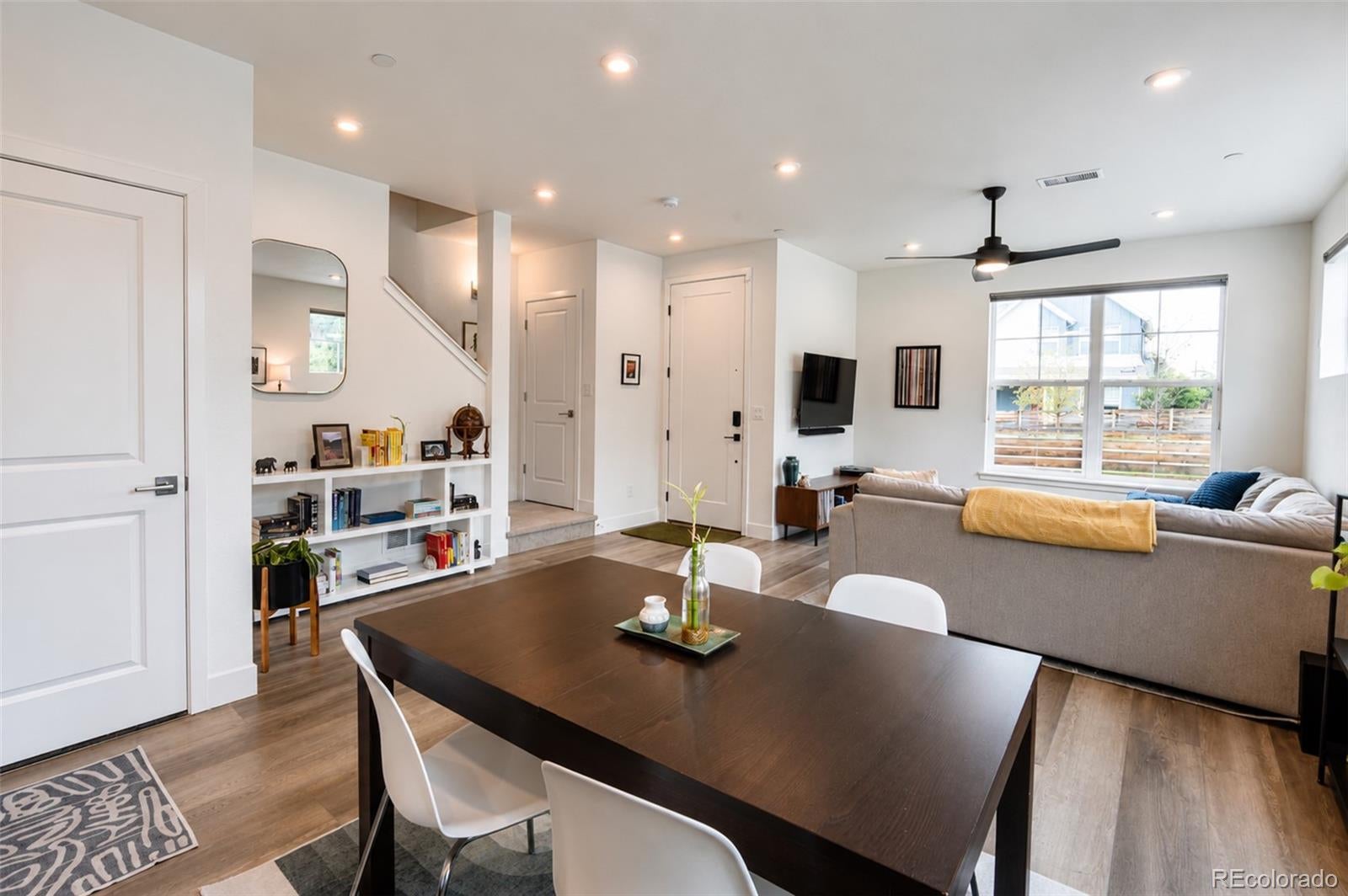 6102 W 28th Court