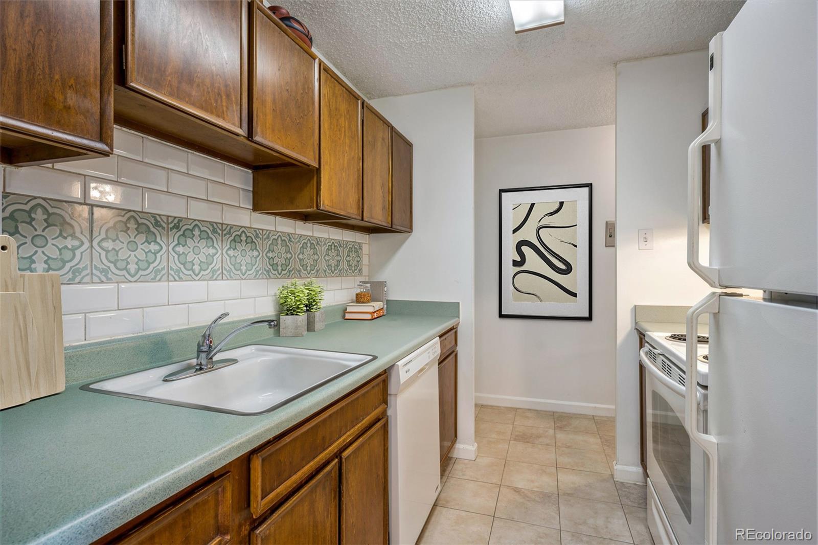 4800 E Hale Parkway 504N