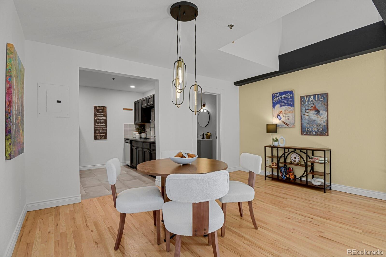 3249 W Fairview Place 208