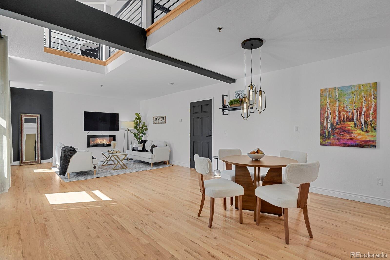 3249 W Fairview Place 208