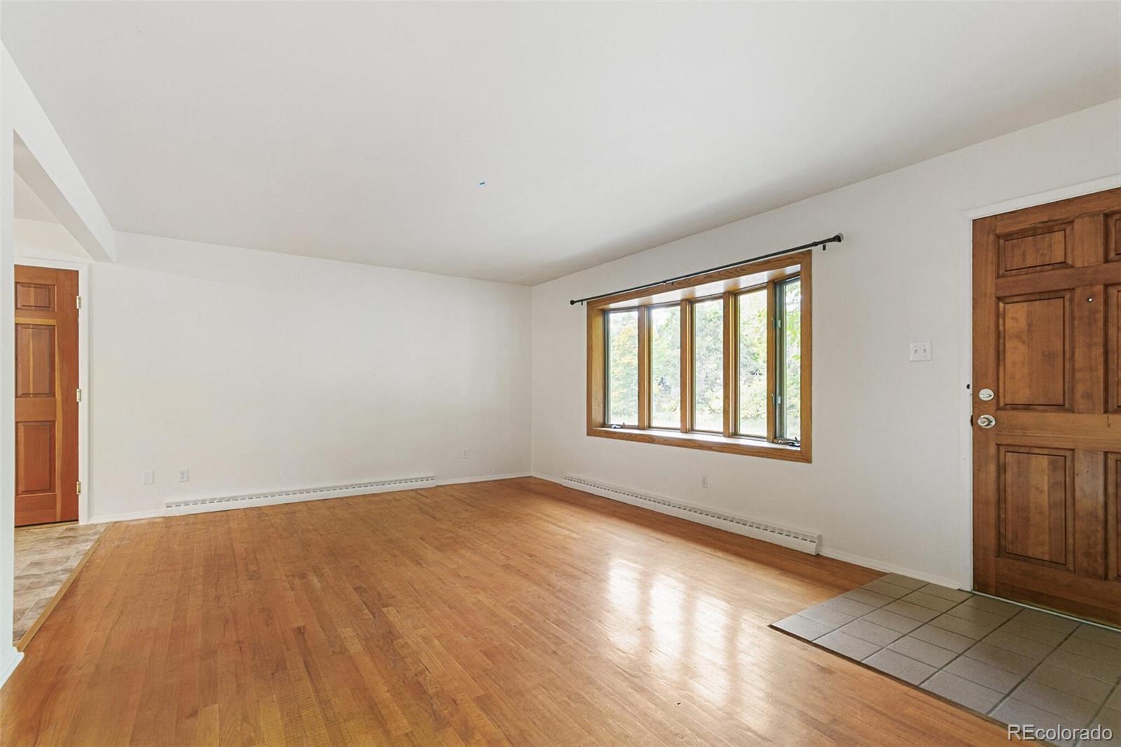 3770 S Tamarac Drive, Denver, CO, 80237 4 3770 S Tamarac Drive