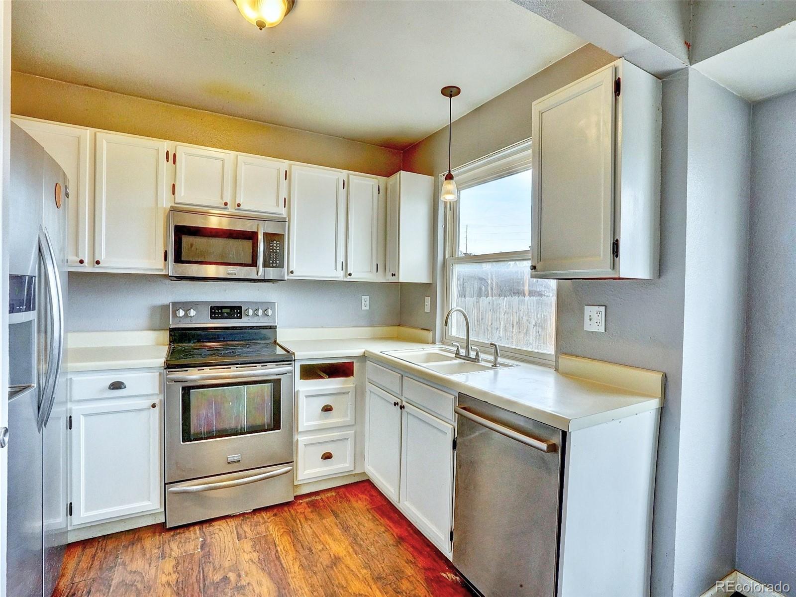 3160 S Halifax Street