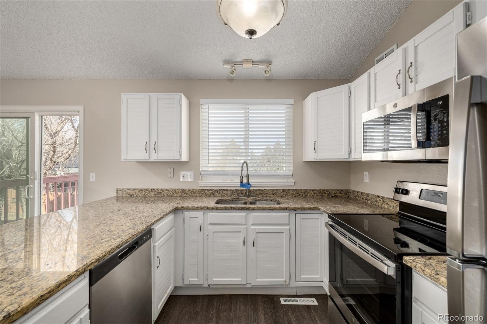 8660 Bluegrass Circle