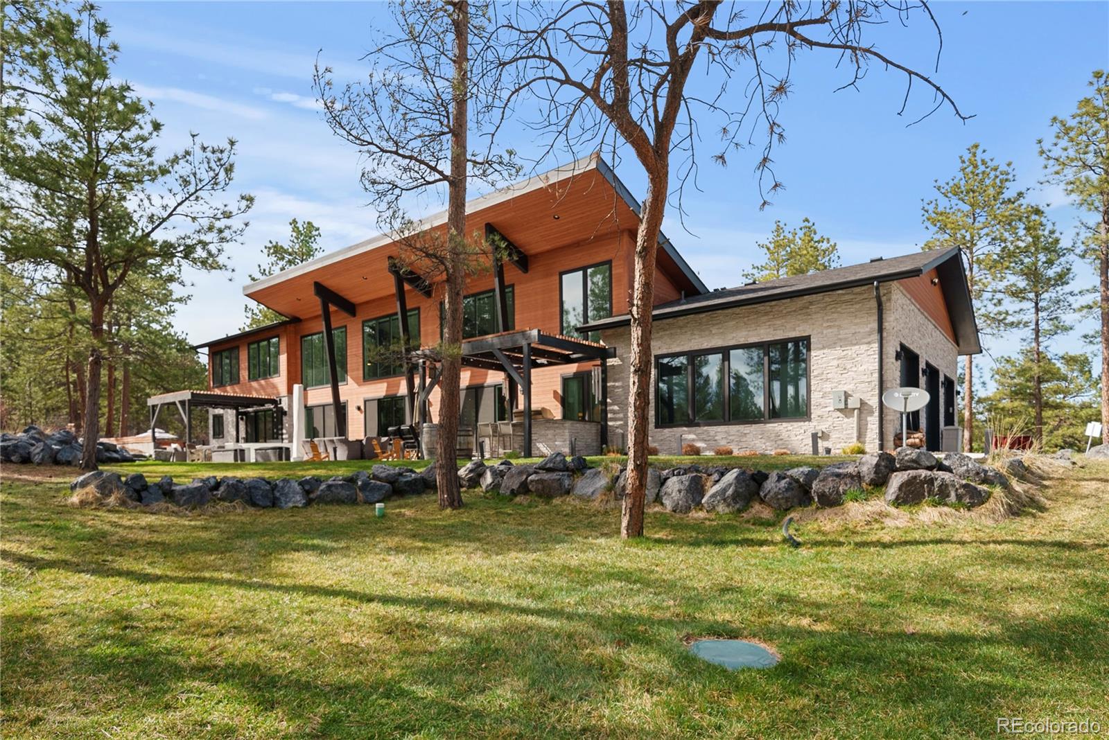 1188 Sky View Lane
