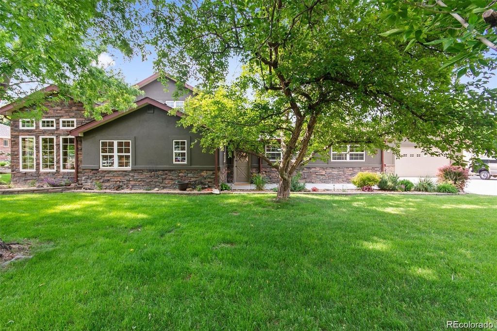 Photo of 16395 W 54th Avenue, Golden, CO 80403 (MLS # 3592773)