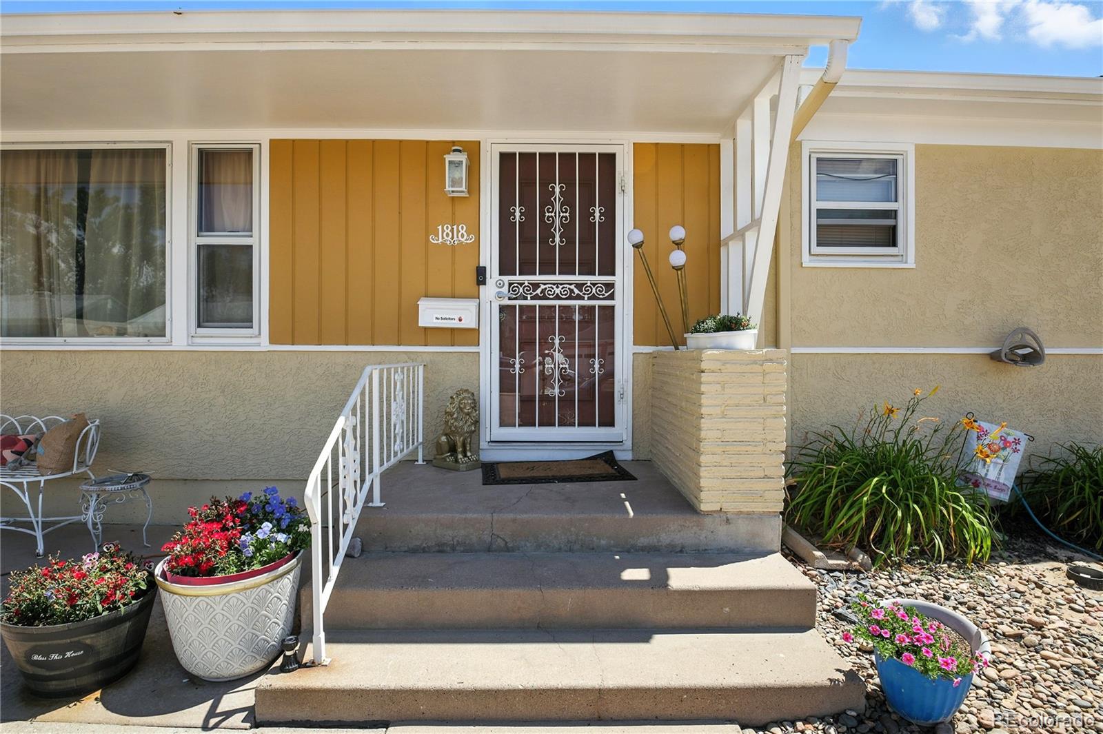 1818 Comanche Road