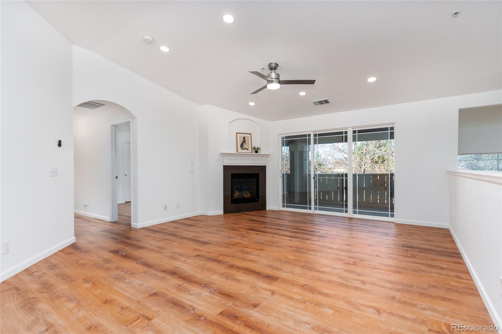 14189 Sun Blaze Loop F