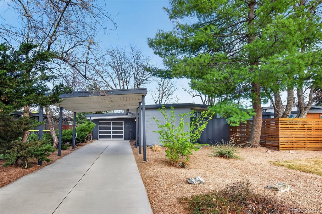 Photo of 1848 S Jasmine Street, Denver, CO 80224 (MLS # 8336486)
