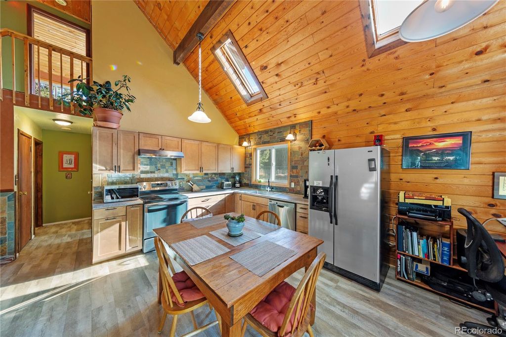 Photo of 13963 N Trail Circle, Littleton, CO 80127 (MLS # 5923244)