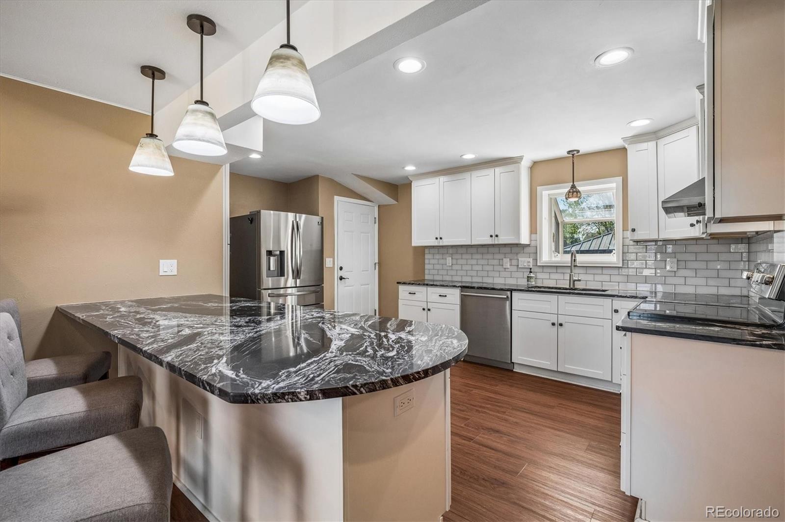 6230 W Fairview Avenue