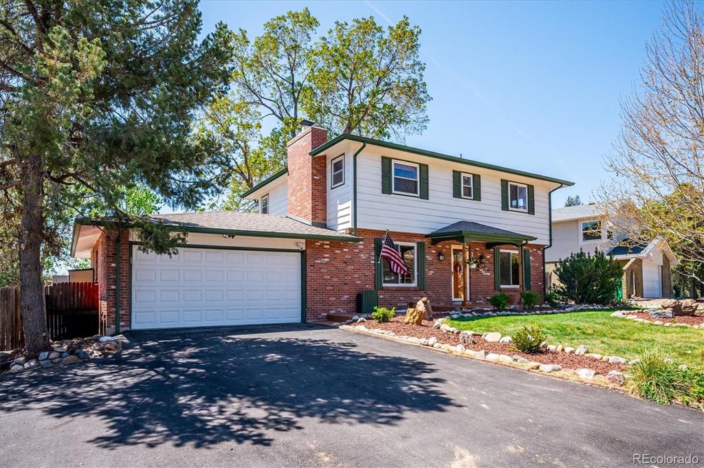 Photo of 6230 W Fairview Avenue, Littleton, CO 80128 (MLS # 3649691)