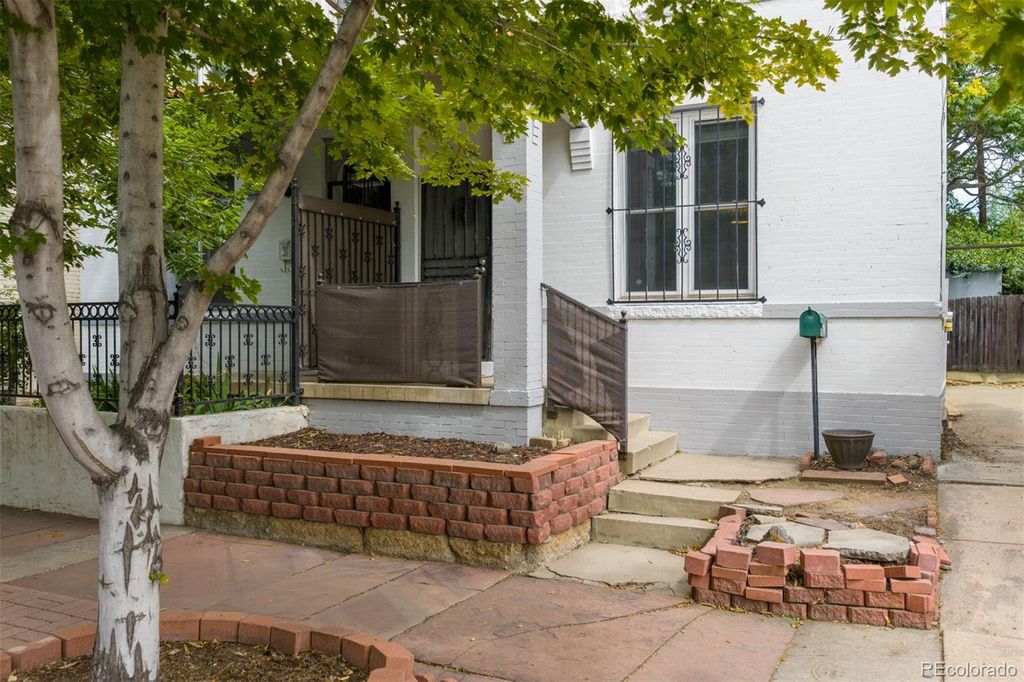Photo of 1231 E 26th Avenue, Denver, CO 80205 (MLS # 9342232)