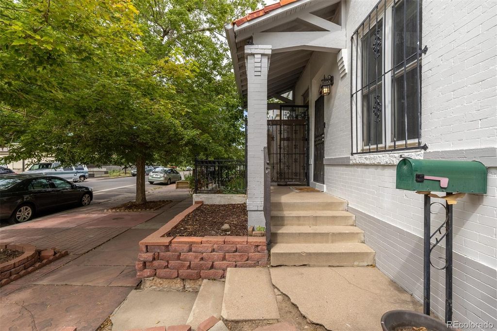 Photo of 1231 E 26th Avenue, Denver, CO 80205 (MLS # 9342232)