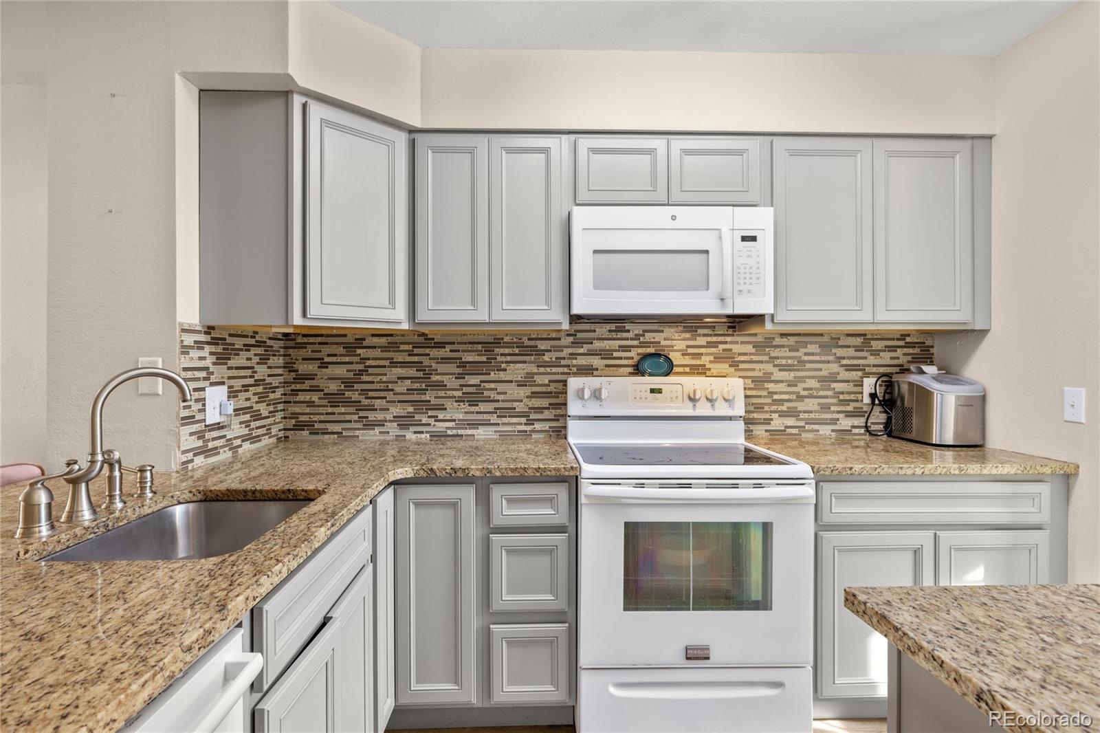 19761 Summerset Lane, Parker, CO, 80138 19761 Summerset Lane