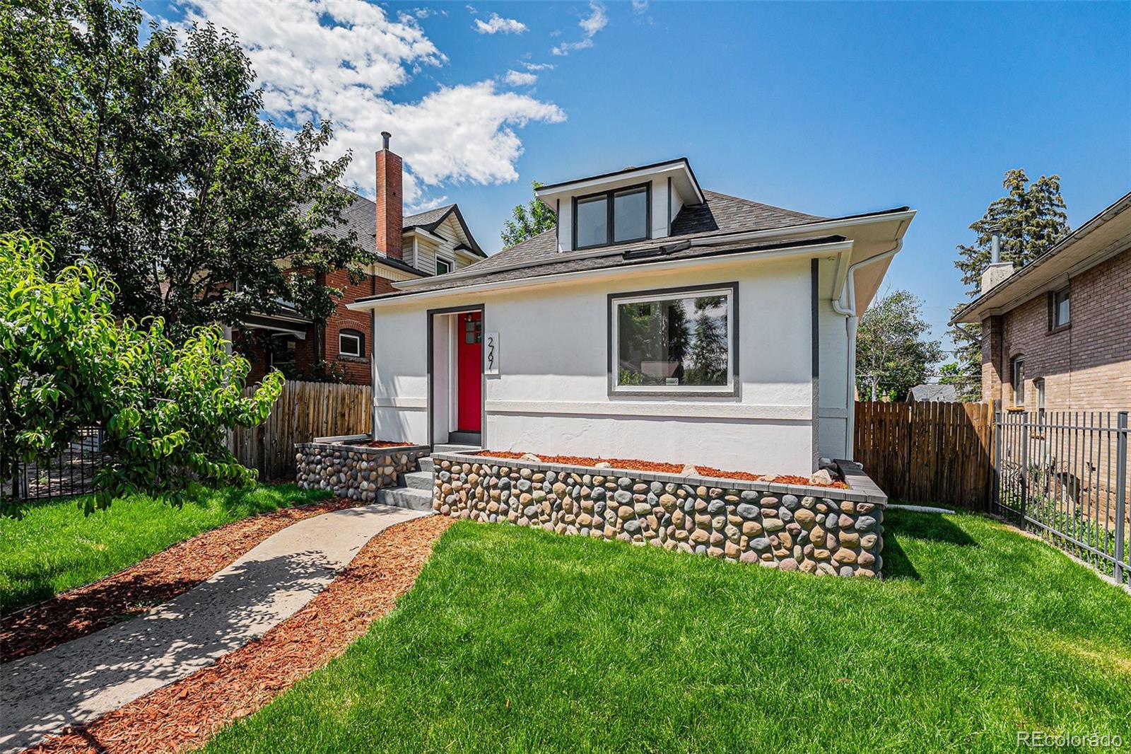 2767 W 38th Avenue