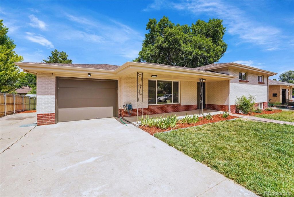 Photo of 7625 W 23rd Place, Lakewood, CO 80214 (MLS # 7760339)