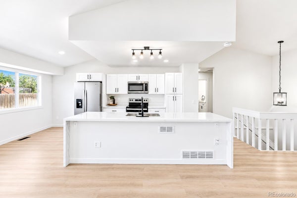 3533 S RICHFIELD CIR, AURORA, CO 80013 - Image 3d4543770df4f30cd05ab798d9a727cf/986206567