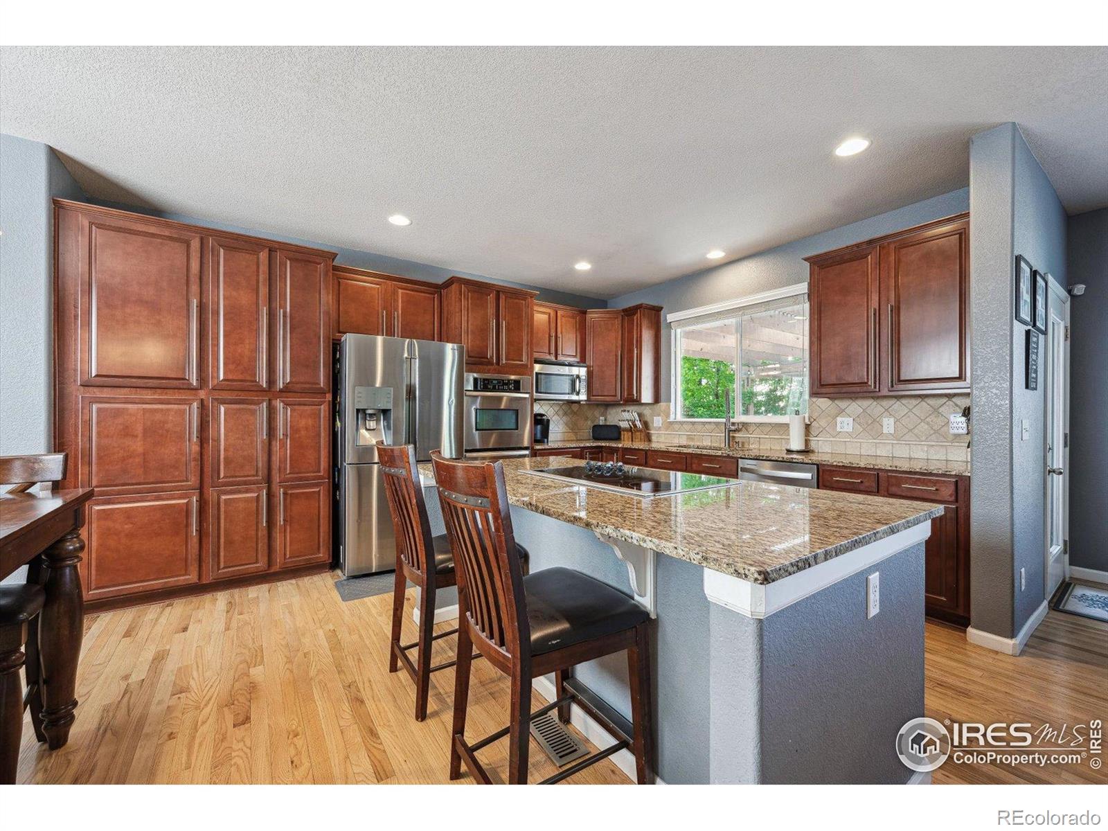 14049 Detroit Drive