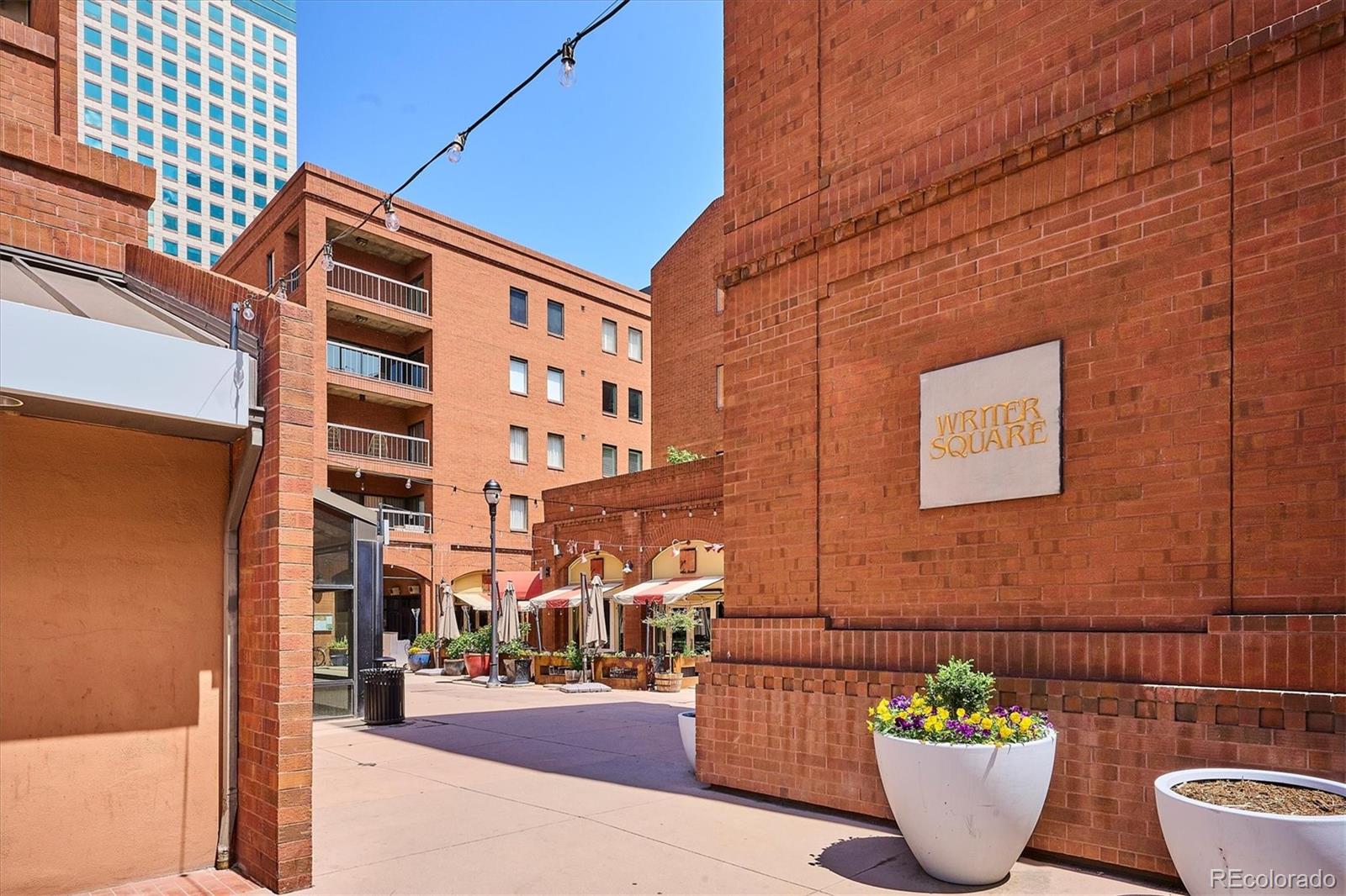 1512 Larimer Street 39