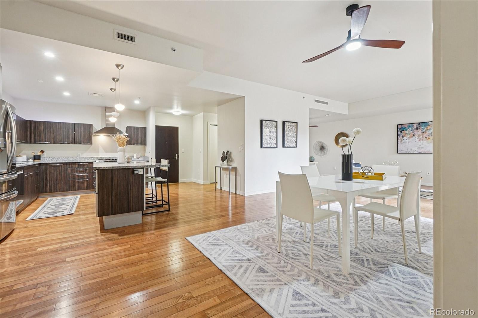 410 Acoma Street 206