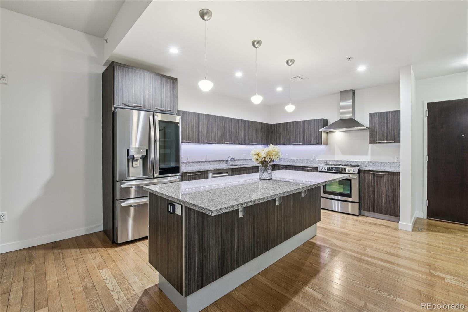 410 Acoma Street 206