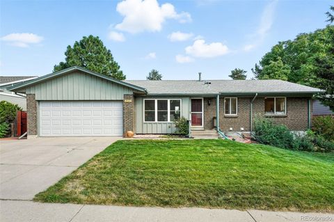 2164 S Zang Way Lakewood CO 80228