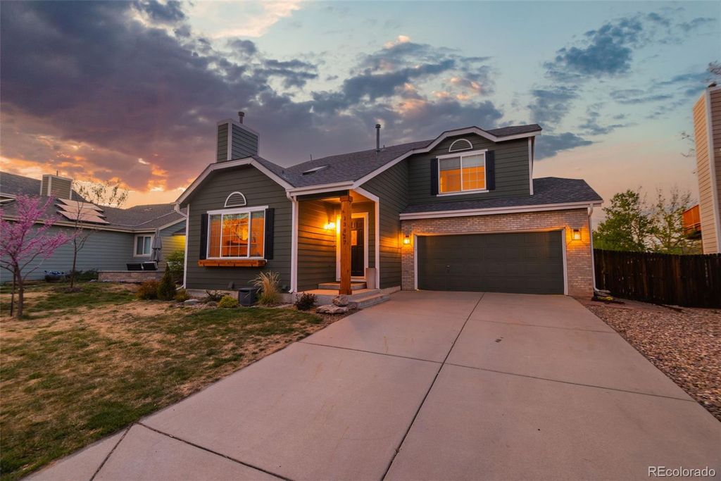 Photo of 13827 W 65th Drive, Arvada, CO 80004 (MLS # 3910637)