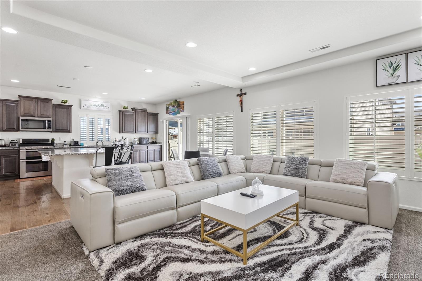 5298 Ventura Street, Denver, CO, 80249 3 5298 Ventura Street