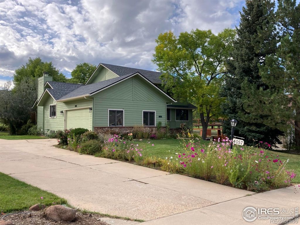 Photo of 4057 Niblick Drive, Longmont, CO 80503 (MLS # IR1029300)
