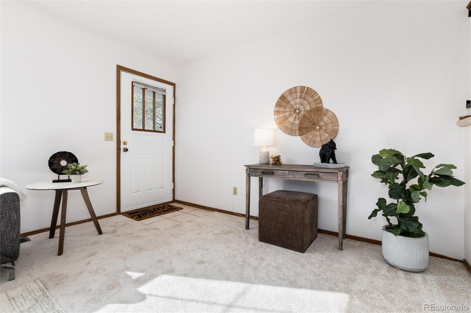 9256 W Ontario Drive