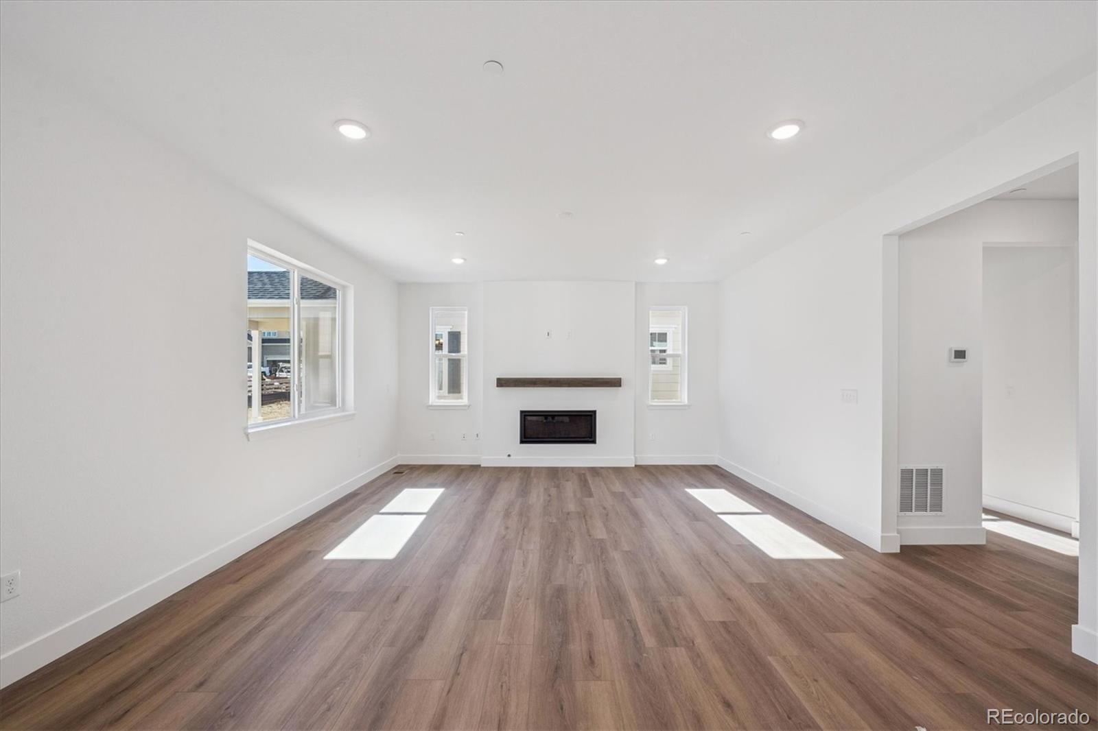 661 Split Rock Drive