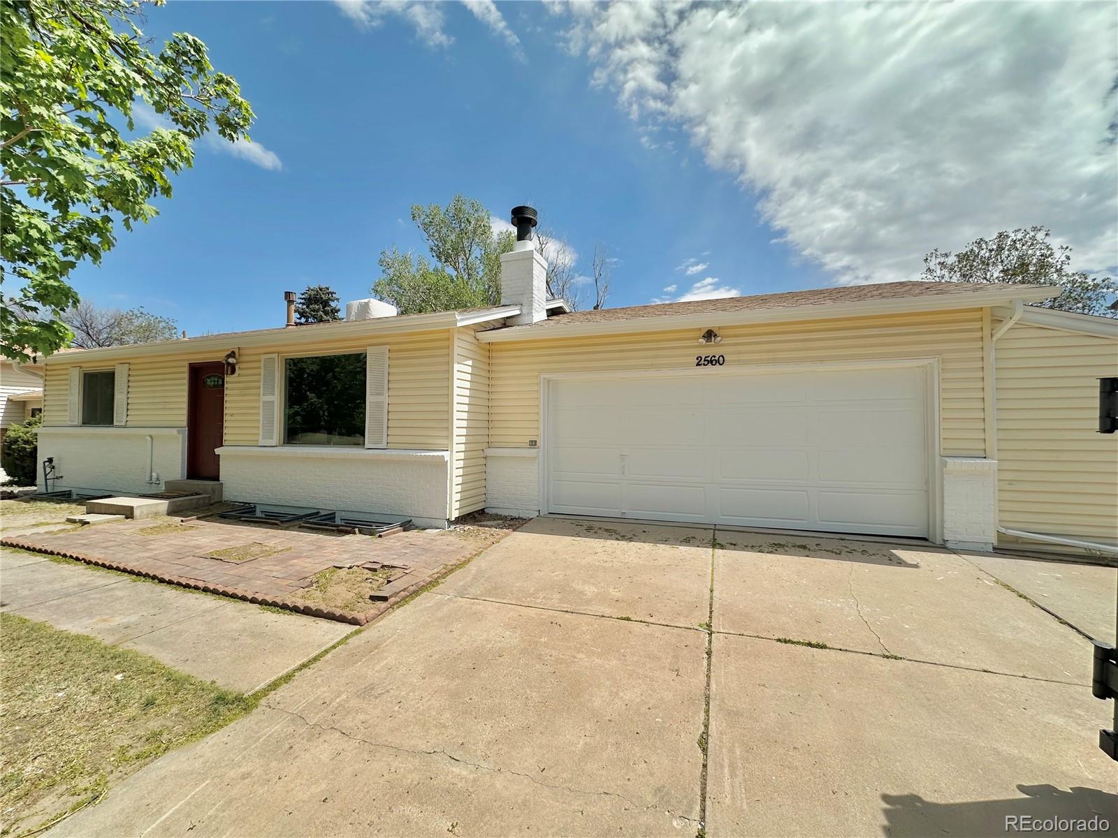 2560 S Sable Way
